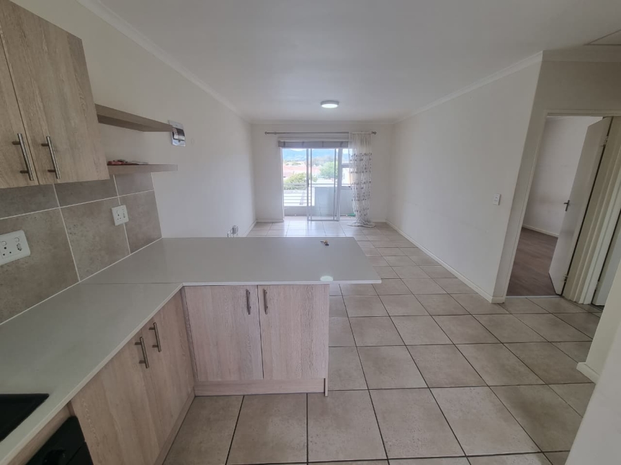 To Let 2 Bedroom Property for Rent in Wetton Western Cape